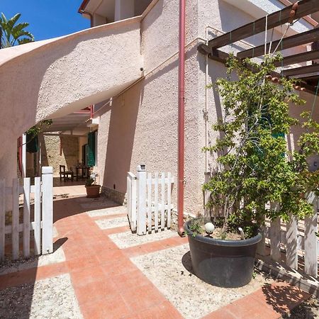 Il Bacio Del Sole By Barbarhouse Apartment Vieste Exterior photo