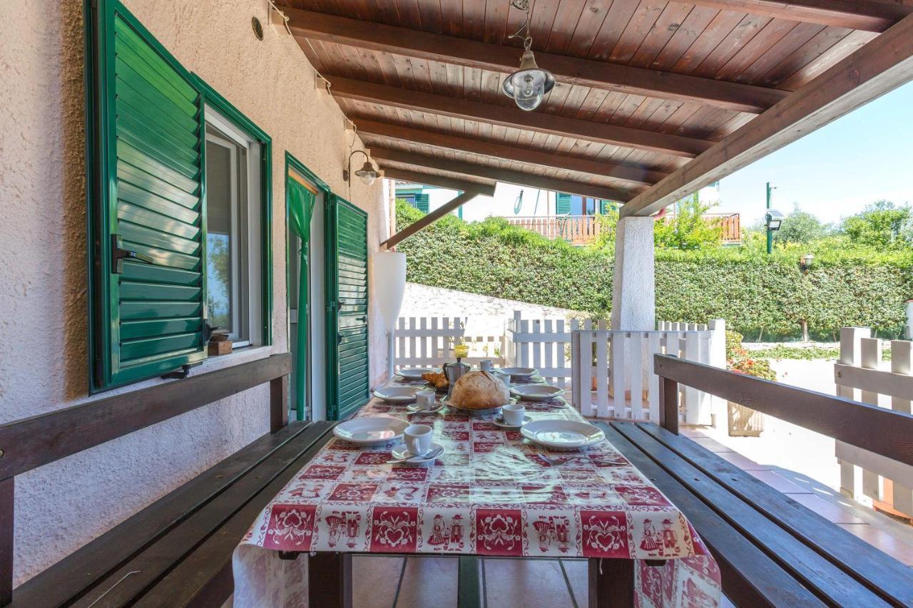 Il Bacio Del Sole By Barbarhouse Apartment Vieste Exterior photo